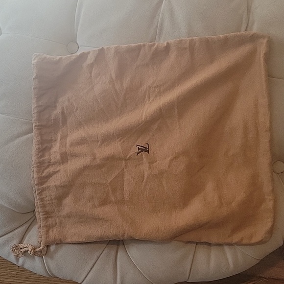 Louis Vuitton Monogram Trousse Toilette 28 - Picture 11 of 11